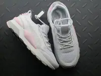 在飛比找Yahoo!奇摩拍賣優惠-Puma TSUGI Blaze Evo Knit 女子休閑