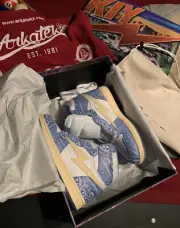 Kool Kiy sneakers