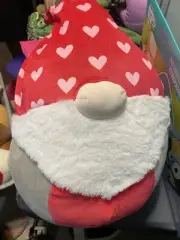 2021 Rare limited edition Suishmallow 12" VALENTINE GIANNI GNOME Hearts On Hat