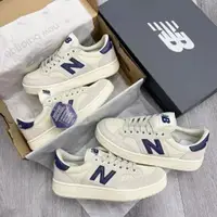 在飛比找蝦皮購物優惠-時尚 nb 運動鞋男女 New Balance Crt 30