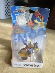Falco Super Smash Bros Amiibo