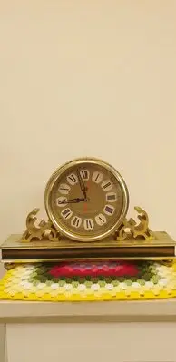 在飛比找Yahoo!奇摩拍賣優惠-鋁製座鐘/古典時鐘
