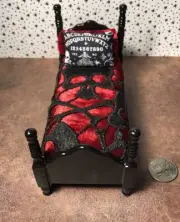 DOLLHOUSE MINIATURE RED VELVET SKULL BED W/ OUIJA BOARD PILLOW BRAND NEW L@@K