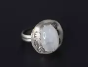 Moonstone Cabochon Gemstone .925 Sterling Silver Band Handmade Ring Size 6.5