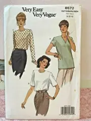 VOGUE Pattern 8572 Misses Top & Pull Over Top:8-10-12 Uncut and Factory Folded
