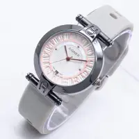 在飛比找蝦皮購物優惠-Aigner 女士手錶最新時尚女士手錶當代女士手錶橡膠錶帶 