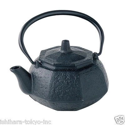 Nanbu Tetsubin - Hakkaku (Octagon) 0.3 L - Japanese cast iron teapot w steel net