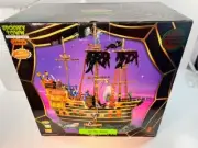 Lemax Spooky Town Halloween The Pillager Pirate Ship MIB 65409