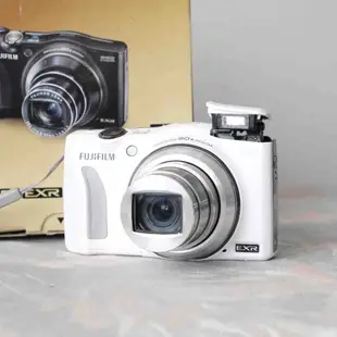 富士 Fujifilm FinePix F770 EXR 早期 廣角 CMOS 數位相機( 20倍變焦 可模擬底片色調)