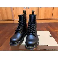 在飛比找蝦皮購物優惠-Dr. Martens 1460黑 8孔馬丁鞋 馬汀大夫 馬