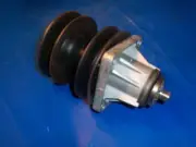 NEW MTD - CUB CADET SPINDLE ASSY 918-0595 OEM