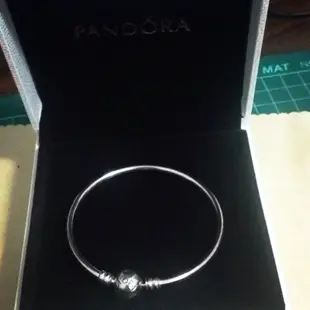 降價 現貨 Pandora 潘朵拉手環 基本硬環  黃金尺寸17