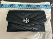 Tory Burch Kira Chevron Chain Wallet in Black Napa Leather