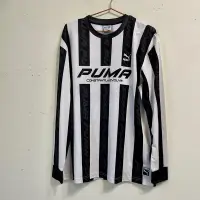 在飛比找蝦皮購物優惠-二手美品 Puma 黑白條紋足球衫 足球衣 Gai 著用 S