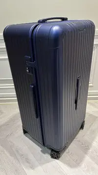 在飛比找Yahoo!奇摩拍賣優惠-【專櫃$47800】 德國RIMOWA trunk行李箱 3