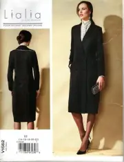 LiaLia Vogue V1562 Womens 6 to 14 Double-Breasted Lined Coat Pattern