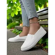 Women's Canvas Slip-On Sneakers – Lightweight Minimalist Flats for Daily Errands, Park Walks and Weekend Brunch Outings