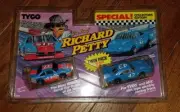 Tyco Richard Petty Slot Car Twin Pack - STP Pontiac Superbird 43