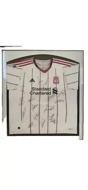 LIVERPOOL FC ENGLISH PREMIER LEAGUE 2009/2010 SIGNED FRAMED AUTHENTIC JERSEY