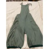 在飛比找蝦皮購物優惠-a la sha 綠色棉質吊帶褲