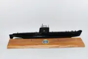 HMS Onyx S-21 Oberon Class Submarine Model,Navy,Scale Model,Mahogany,20