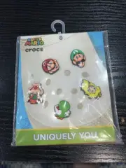 5 Super Mario Bros Crocs Jibbitz Charms~Luigi, Princess, Peach,Yoshi, Bowser~New
