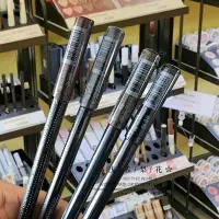 在飛比找Yahoo!奇摩拍賣優惠-韓國the saem得鮮木質眉筆防汗易上色自然不暈染可削鉛筆