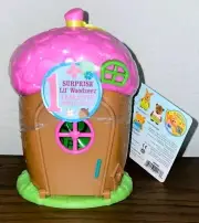 NWT Lil Woodzeez Mini Acorn House Hut Pink Door Windows Playset BATTAT