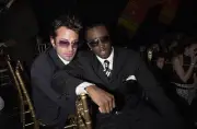Tommy Lee & Sean Puffy Combs at 2001 MTV Movie Awards - Backstage - Old Photo