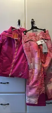 SPYDER Girls Vixen Ski Jacket And Pants Set. Size 12. Wild Diamond Print $240