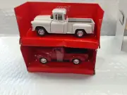 Welly NEX 1955 Pickup White Chevy Stepside & 1953 Red 3100 Pickup 1:43 Diecast