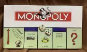 Monopoly Classic French Language Version 1996 Hasbro - New Vintage Sealed!