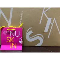 在飛比找蝦皮購物優惠-Nu skin瀅白三效修護霜 每代紫 綠茶 纖燃膠囊