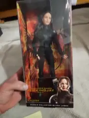 Barbie Collector The Hunger Games: Mockingjay Katniss Doll 2015 Mattel Black Lab