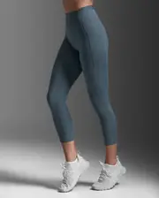 Form Stash Hi-Rise Compression 7/8 Tights with Pockets, 2XU, XL, Dark Sage/Dark Sage, Female