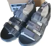 Dr. Martens Unisex Pearson Sandal Men 7 Womens 8 Gunmetal Iced Webbing Lug NIB