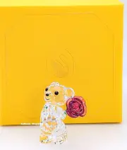 New 100% SWAROVSKI Kris Bear A Rose With Love Figurine Display Deco 5691390
