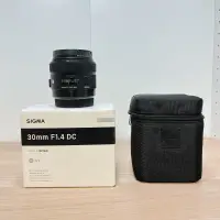 在飛比找蝦皮購物優惠-( 廣角定焦神鏡頭 95成新 ) Sigma 30mm F1