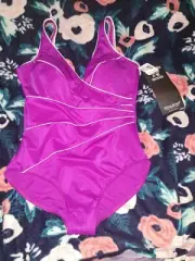 miraclesuit size 18 6500909 Magenta pink white design NWT $158 retail Tankini