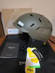 New in Box Smith Nexus MIPS BOA Helmet Matte Forest, L