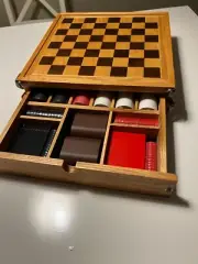 Vintage Marlboro Collectors Backgammon, Checkers, Cards, Poker Chips NEW in BOX