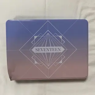 SEVENTEEN 2017 A版 年曆組 立牌 行事曆 桌曆 日記本 貼紙 胸針 DVD 小卡