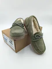 My Slippers MENS SUEDE LEATHER MOCCASIN Olive Size 8 New In Box