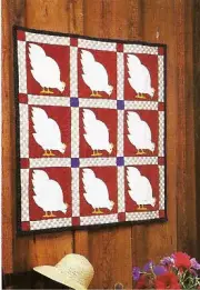 HENS A-PECKIN' --- VINTAGE APPLIQUE QUILT PATTERN