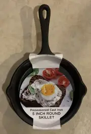 5.4 inch (13.7cm) pre-seasoned cast iron skillet 5-Inch, Mini Fry Pan (B2)