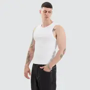 [Kiss Chacey Essentials] Baikal Relaxed Singlet Optical White