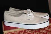 New VANS Authentic Mini Cord French Oak Skater Shoe Men's 5 / Women's 6.5 - BNIB