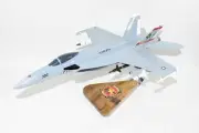 VFA-87 'Golden Warriors‘ USS George H.W. BUSH 2016 F/A-18E Model