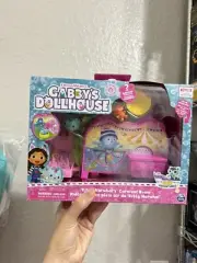 GABBY'S DOLLHOUSE KITTY NARWHAL'S CARNIVAL ROOM
