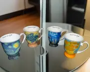 STECHOL FINE BONE CHINA 4 DIFFERENT VAN GOGH PAINTINGS FOOTED 14oz. MUGS NEW